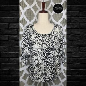 Dana Buchman Black & White Leopard Print Dolman Sleeve Sweater Size Small